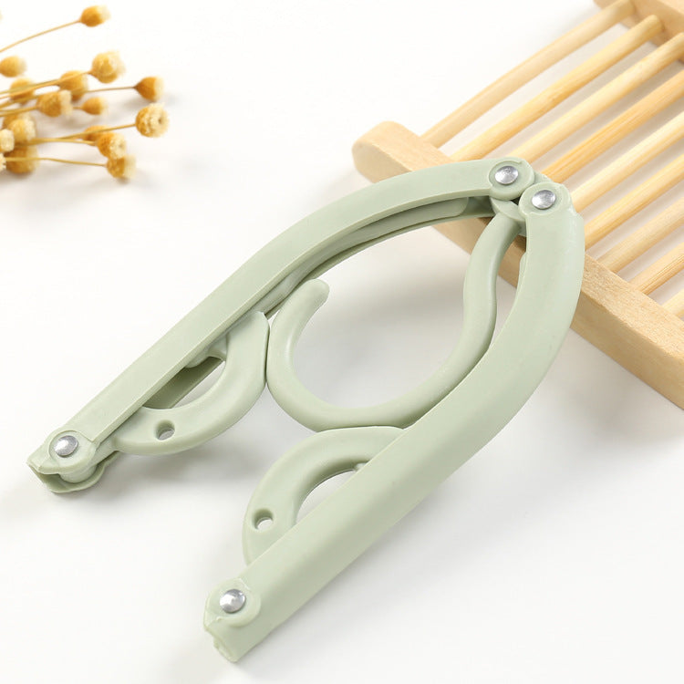 Folding Travel Hanger – Compact Portable Clothes Hanger