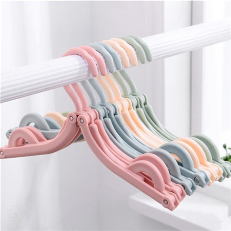 Folding Travel Hanger – Compact Portable Clothes Hanger